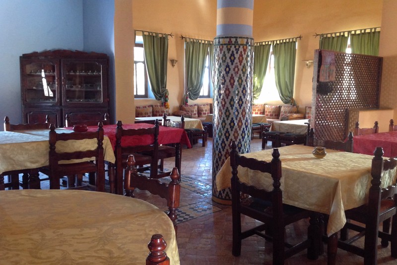restaurant_2.jpg